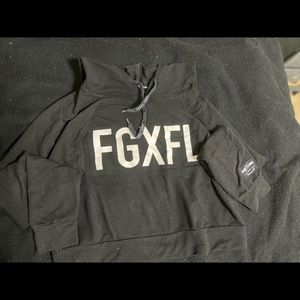 Women’s cropped hoodie